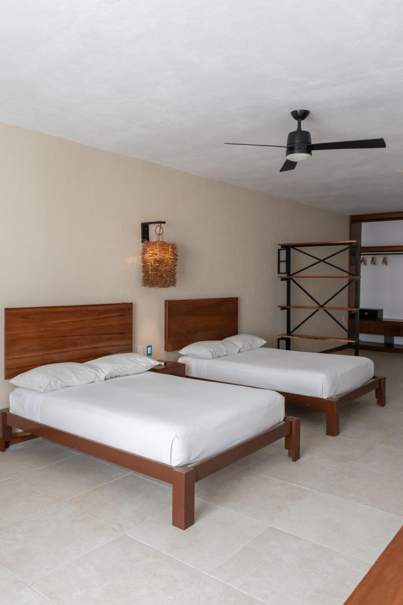Ocean Drive Hotel Isla Mujeres Esterno foto